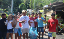 Les écoliers écolos de Mamao traquent et recyclent les déchets