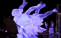 Pureté en transparence au concours de sculptures sur glace de Valloire