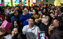 Un sosie de Duterte sème la confusion durant la messe à Hong Kong