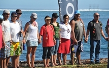 Teahupoo: Cérémonie d'ouverture de la Billabong Pro 2011