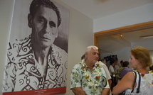 L’assemblée rend hommage à John French Teariki