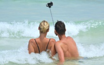 Le selfie cinq fois plus mortel que les attaques de requins