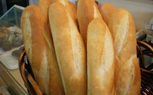 Les boulangers devront signer une "déclaration sur l'honneur" pour garantir l'usage de la farine subventionnée