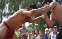 Les 'aito du Pacifique s'affrontent au parc Vairai