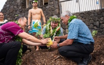 ​Visite du ministre de la Culture sur le site des écoles Kamehameha à Hawaii