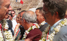 Hommage du maire d'Arue à Jacques Chirac