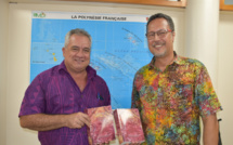 Le premier lexique en tahitien, anglais français est une vraie "bible"