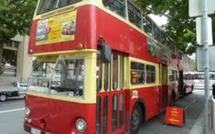 Auckland se dote d’autobus à impériale, Sydney condamne son monorail