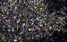 Immense foule à Hong Kong pour les six mois de la contestation