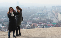 Au pied des sommets d'Asie centrale, les villes étouffent dans le smog