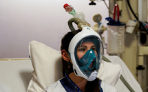 Coronavirus: Decathlon retire ses masques "Easybreath" de la vente pour les offrir aux soignants
