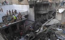 Pakistan: un avion de ligne s'écrase à Karachi sur un quartier résidentiel