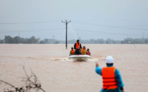 Vietnam: au moins 111 morts dans des inondations, une tempête attendue