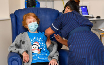Coronavirus: Margaret Keenan, presque 91 ans, première Occidentale vaccinée