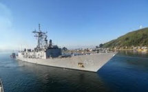 Dans le Pacifique, l'USS Thach piste les trafiquants de drogue