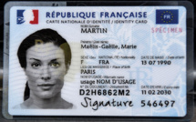 Une nouvelle carte d'identité "plus sécurisée" mise en service en août