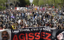 1er-Mai syndical: des dizaines de milliers de manifestants retrouvent la rue malgré le Covid-19