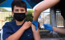 Covid: la HAS préconise une vaccination des ados par étapes