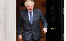 Dépassé par le variant Delta, Boris Johnson met en pause le déconfinement