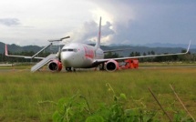 Indonésie : un avion percute une vache et sort de la piste