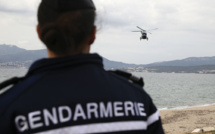 Var: cinq morts dans une voiture au fond d'un lac à Saint-Raphaël