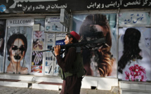 L'image de la femme s'efface dans les rues de Kaboul