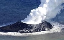 Une nouvelle île apparue au sud de Tokyo grossit à vue d'oeil