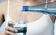 Une Australienne porte plainte après avoir trouvé du sperme dans son eau
