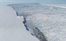 Les pérégrinations d'un iceberg géant détaché de l'Antarctique