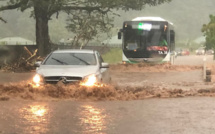 ​Inondations et routes coupées à Hitia'a et Papenoo