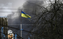 Ukraine: Zelensky demande une aide militaire sans restriction à l'Otan contre les forces russes