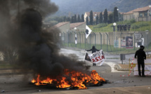 Colonna: rassemblements tendus devant deux casernes en Corse