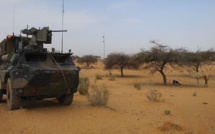 La France remet au Mali sa base militaire à Gossi