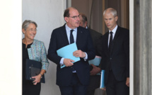 Le gouvernement Castex "restera en place" jusqu'au 13 mai au moins