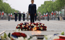 Emmanuel Macron commémore la Victoire du 8 mai 1945 dans un contexte particulier