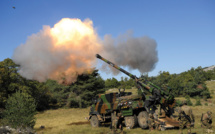 Incendie dans un vaste camp militaire du sud de la France