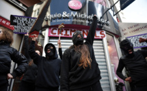 Mise en examen pour complicité de viol: Canal+ suspend la diffusion de la télé "Jacquie et Michel"