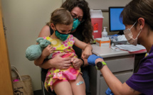 Les Etats-Unis démarrent la vaccination anti-Covid des tout petits