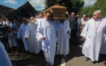 Dernier au revoir à Monseigneur Hubert