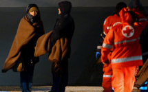 Naufrage d'un bateau de migrants en Grèce: 29 rescapés, entre 30 et 50 disparus