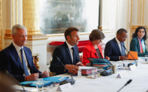 Macron exhorte les ministres à "l'unité" face à "la fin de l'abondance"