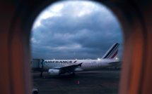 Deux pilotes d'Air France suspendus après une altercation dans le cockpit