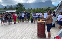 70 jeunes tissent des liens au Fare Natura de Moorea