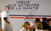 Santé : Macron annonce un plan pour sortir d'une "crise sans fin" à l'hôpital et en ville