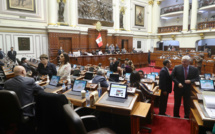 Le Pérou en ébullition, le Parlement suspend le débat sur les élections anticipées