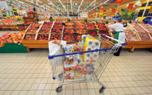 Pourquoi les supermarchés redoutent un "mars rouge" pour les prix dans leurs rayons