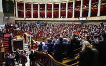 Retraites: mobilisation en baisse tandis que les débats patinent à l'Assemblée