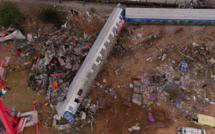 Grèce : opérations de secours difficiles après une collision frontale meurtrière entre deux trains