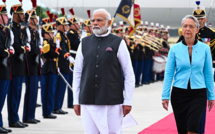 Invité d'honneur et partenaire privilégié, Narendra Modi arrive à Paris