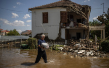 Inondations meurtrières en Grèce: 10 morts, l'opération de sauvetage se poursuit